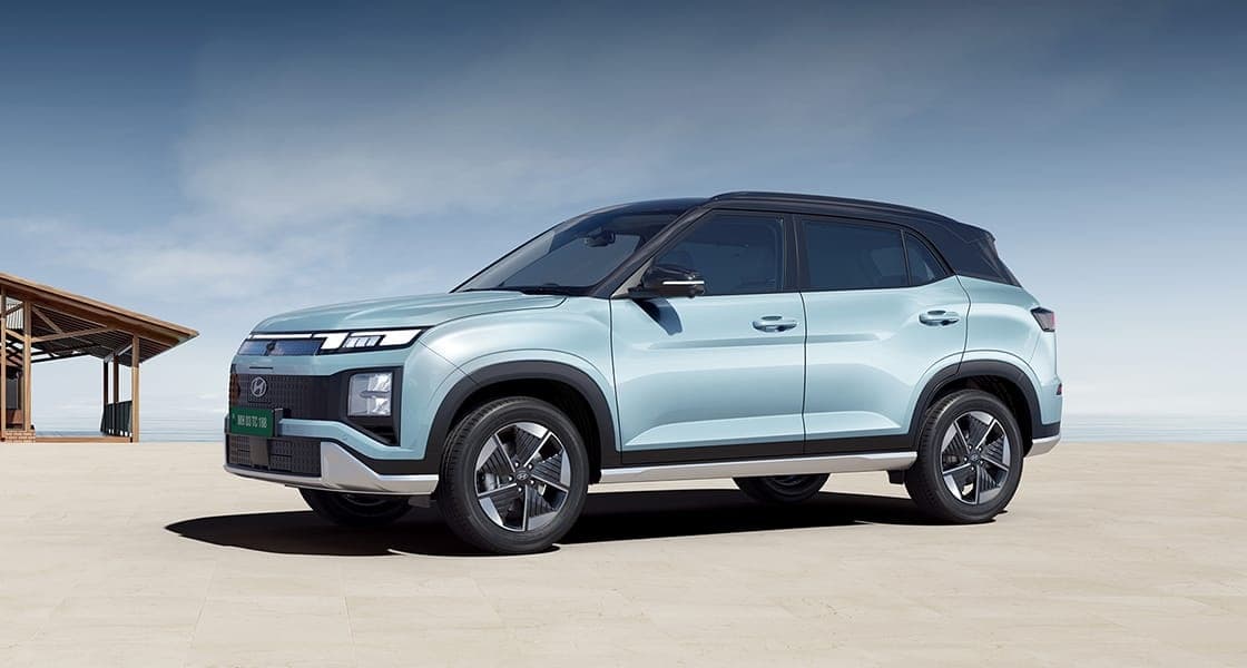 Hyundai Creta Electric Long Range electric compact SUV exterior, front three-quarter view.